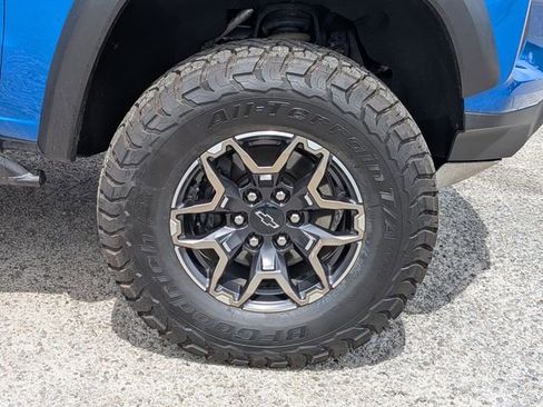 Used 2023 Chevrolet Colorado ZR2 w/ ZR2 Convenience Package III AWD/4WD image 11