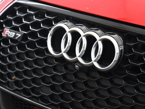 Used 2017 Audi RS 7 Performance AWD/4WD image 9
