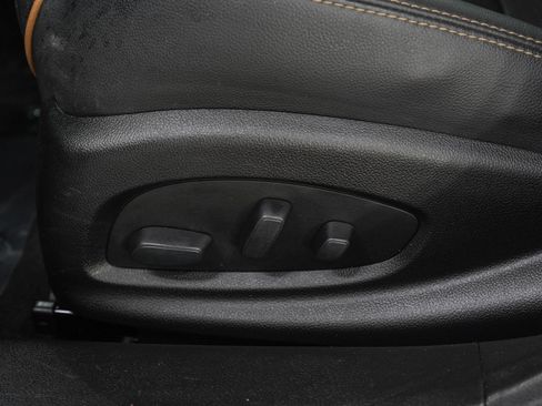 Used 2020 Chevrolet Impala Premier w/ Premier Confidence Package FWD image 23