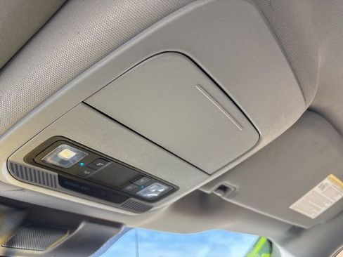 Used 2021 Ford F150 XLT w/ Trailer Tow Package image 19