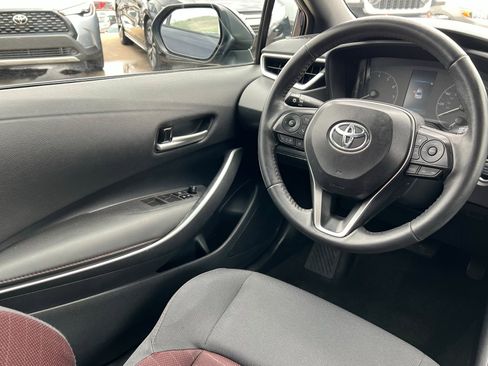 Used 2024 Toyota Corolla SE image 11