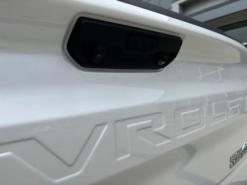 Used 2024 Chevrolet Silverado 1500 High Country w/ High Country Premium Package image 12