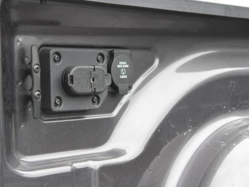 Used 2025 RAM 3500 Big Horn AWD/4WD image 12