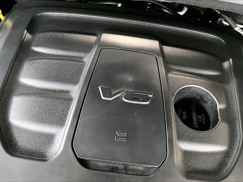 Used 2021 Dodge Durango SXT image 36