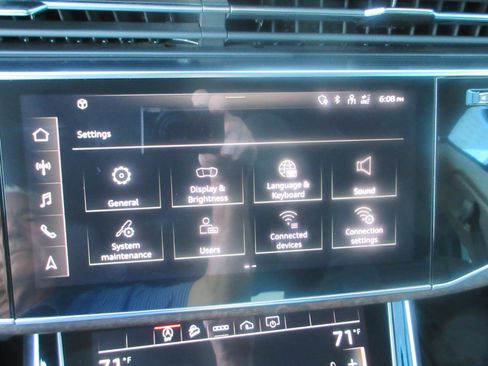 Used 2023 Audi Q8 Premium w/ Convenience Package image 64