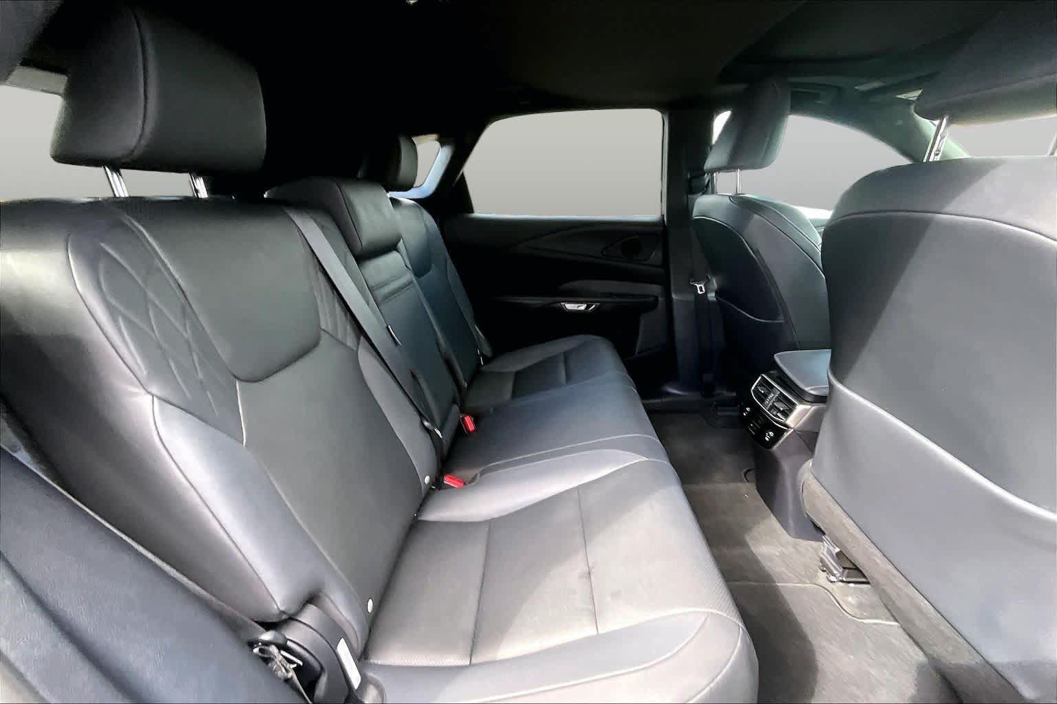 Used 2025 Lexus RX 350 Premium w/ Convenience Package FWD image 20