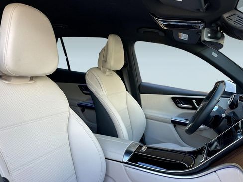 Used 2026 Mercedes-Benz GLC 300 image 16