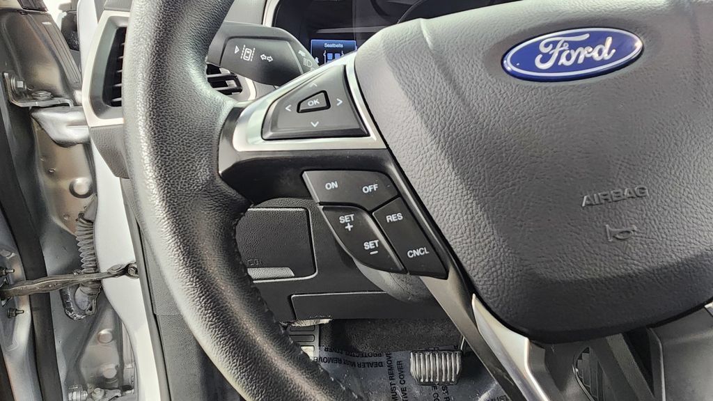 Used 2024 Ford Edge SEL AWD/4WD image 22