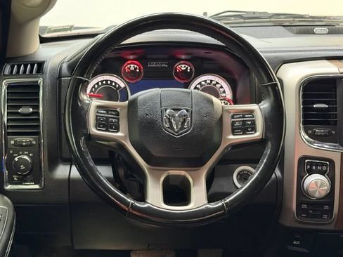 Used 2017 RAM 1500 Laramie AWD/4WD image 8