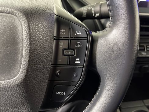 Certified 2024 Toyota Prius LE FWD image 27