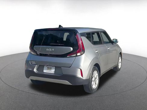 Used 2025 Kia Soul LX w/ LX Technology Package FWD image 14