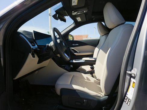 Used 2025 BMW X2 xDrive28i w/ Convenience Package image 8