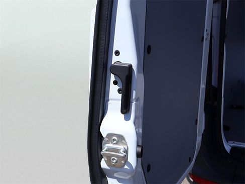 Used 2024 Mercedes-Benz Sprinter 3500 image 22