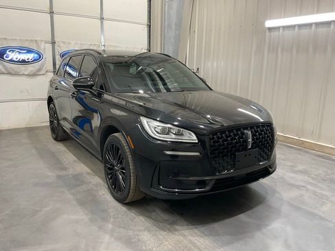 Used 2023 Lincoln Corsair Reserve w/ Equipment Group 201A image 1