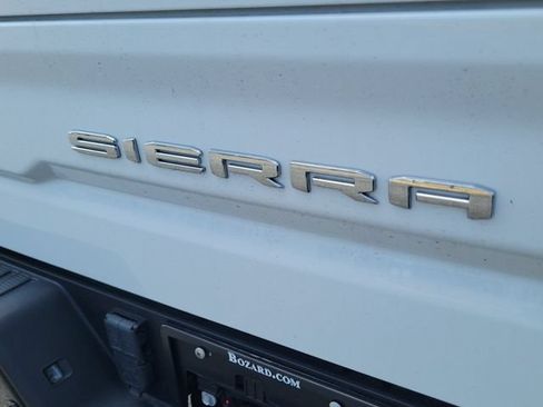 Used 2024 GMC Sierra 1500 AT4X AWD/4WD image 8