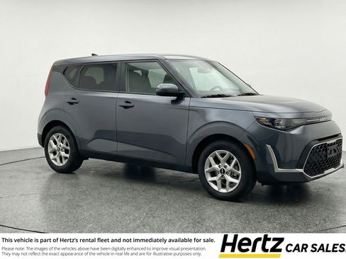 Used 2025 Kia Soul LX w/ LX Technology Package image 1