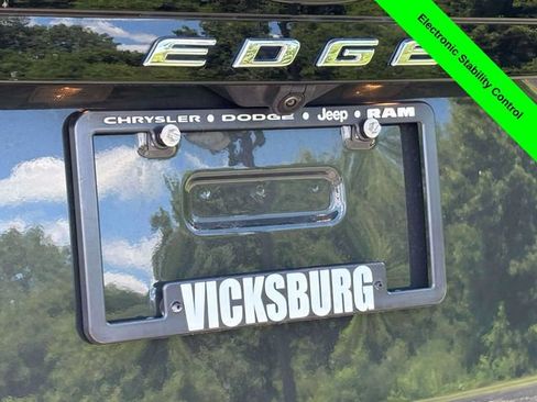 Used 2024 Ford Edge Titanium AWD/4WD image 42