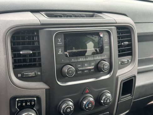 Used 2019 RAM 1500 Express RWD image 11