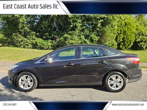 Used 2012 Ford Focus SEL FWD image 1