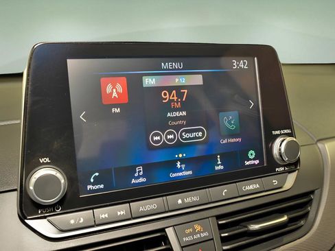 Certified 2024 Nissan Altima 2.5 SR image 14