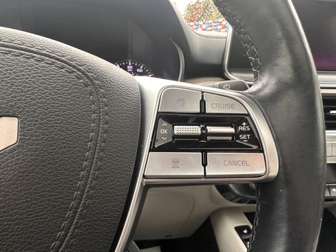 Used 2022 Kia Telluride EX image 12