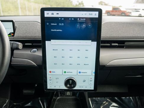 Used 2025 Ford Mustang Mach-E Premium image 21