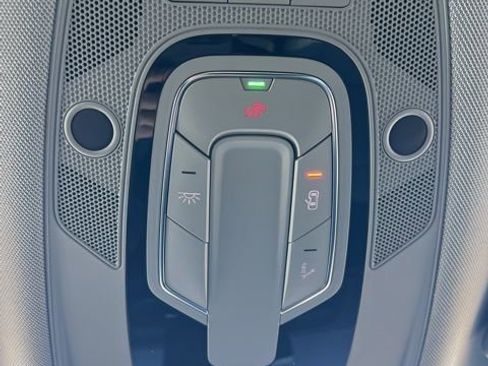 Used 2020 Audi Q5 2.0T Premium image 16