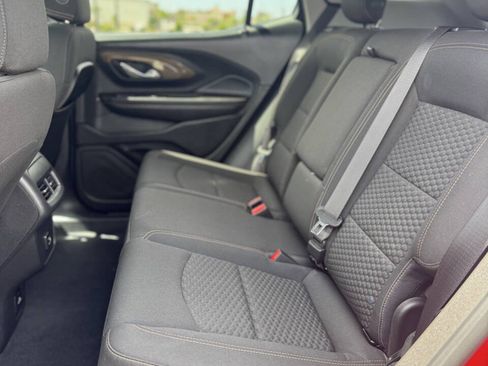 Used 2019 GMC Terrain SLE w/ Driver Convenience Package FWD image 14