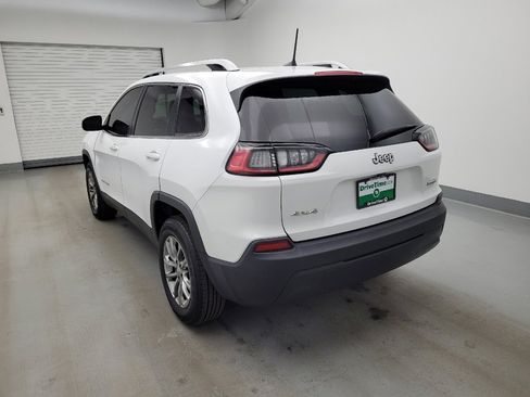 Used 2019 Jeep Cherokee Latitude Plus w/ Cold Weather Group AWD/4WD image 5