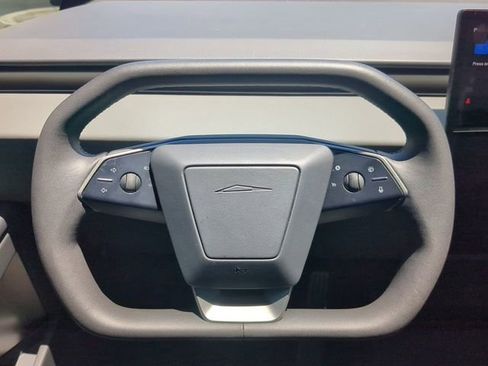 Used 2024 Tesla Cybertruck AWD Crew Cab image 29
