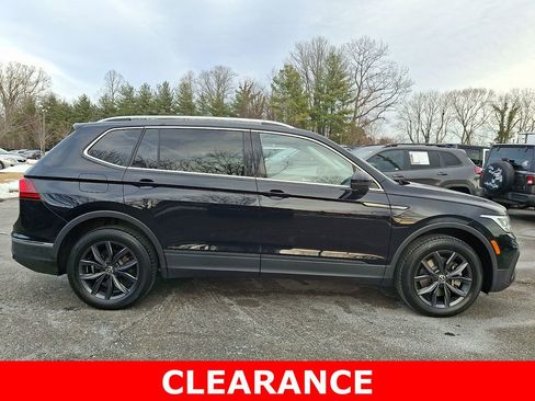 Used 2023 Volkswagen Tiguan SE image 7