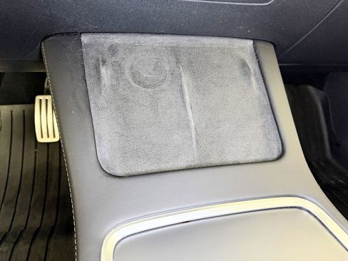 Used 2022 Tesla Model 3 Performance image 30