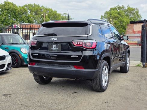Used 2019 Jeep Compass Latitude AWD/4WD image 6