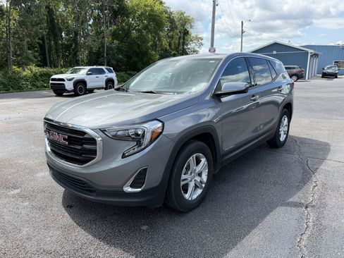 Used 2020 GMC Terrain SLE w/ LPO, Floor Liner Package AWD/4WD image 1