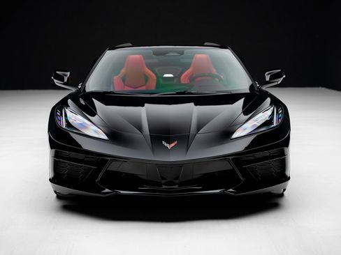 Used 2025 Chevrolet Corvette Stingray Convertible w/ 1LT image 8