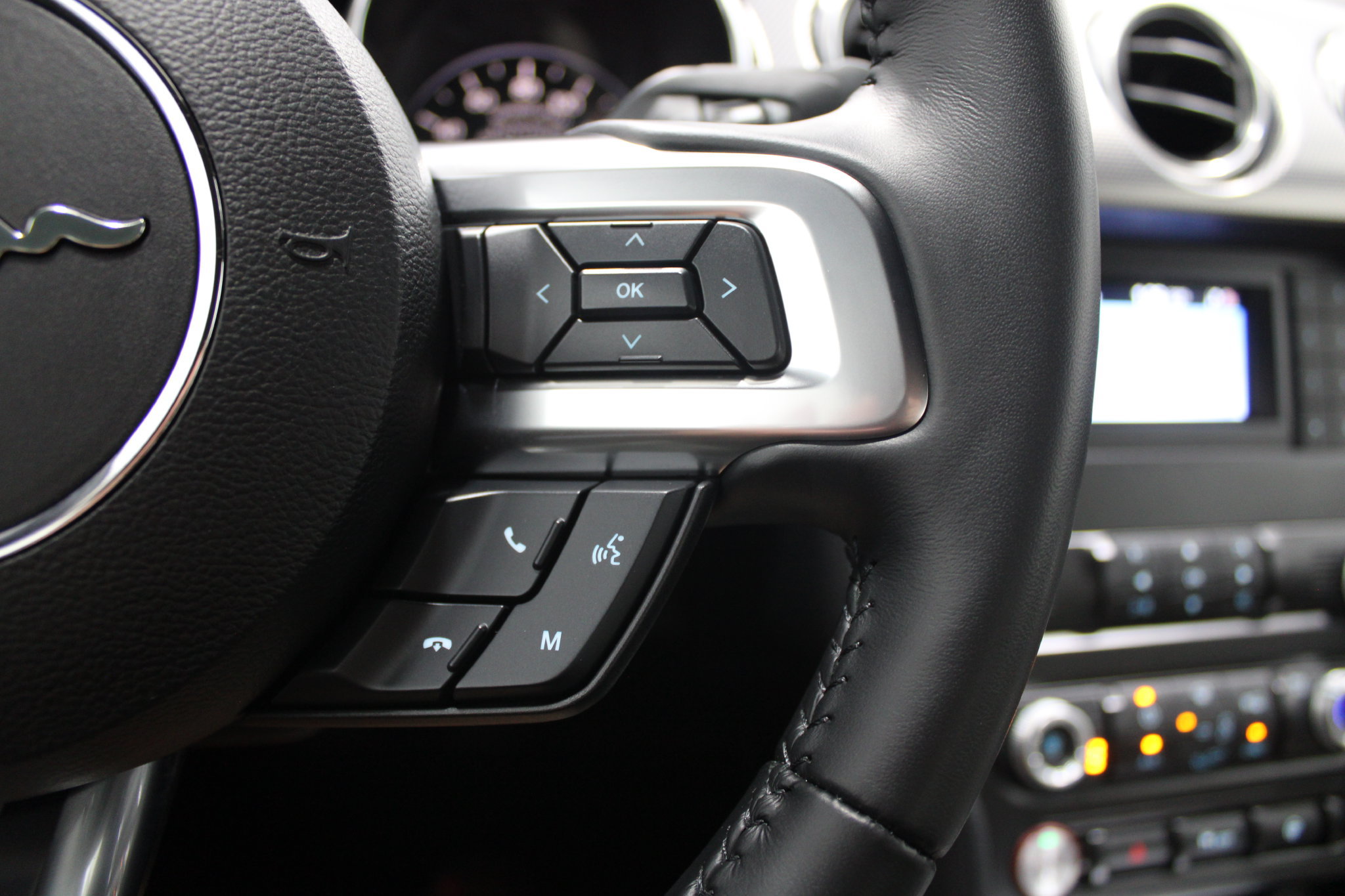Used 2021 Ford Mustang GT RWD image 32