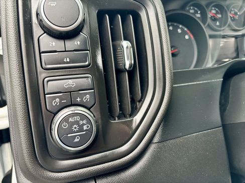 Used 2020 Chevrolet Silverado 2500 Custom w/ Custom Value Package AWD/4WD image 23