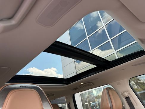 Used 2025 INFINITI QX80 Sensory image 26