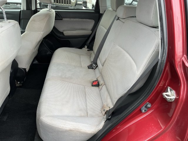 Used 2018 Subaru Forester 2.5i Premium w/ All-Weather Package AWD/4WD image 26