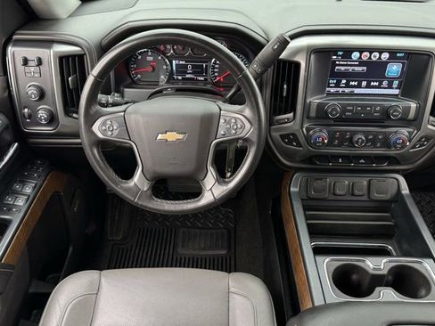 Used 2018 Chevrolet Silverado 1500 LTZ w/ Texas Edition AWD/4WD image 12