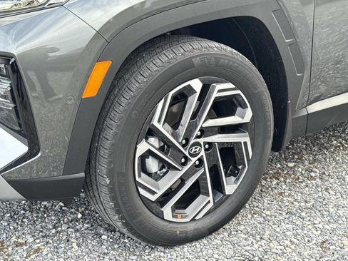 New 2026 Hyundai Tucson Limited image 18