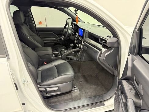 Used 2025 Toyota 4Runner TRD Off-Road image 26