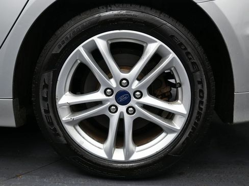 Used 2018 Ford Fusion S image 12