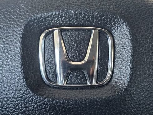 Used 2018 Honda Accord LX image 10