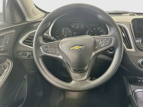 Used 2024 Chevrolet Malibu LT FWD image 17