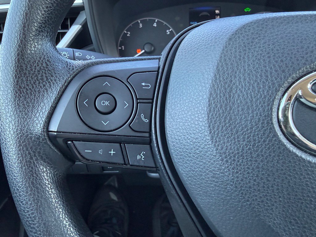 Certified 2025 Toyota Corolla LE FWD image 18