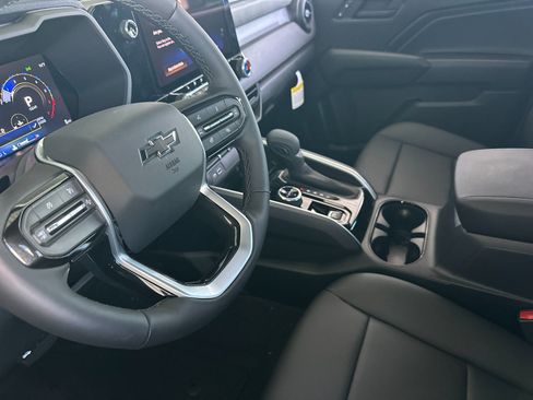 New 2026 Chevrolet Colorado Trail Boss AWD/4WD image 10