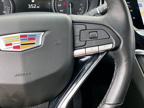 Certified 2024 Cadillac XT6 Premium Luxury w/ Technology Package image 21