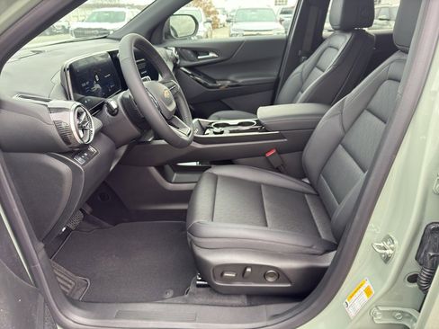 New 2026 Chevrolet Equinox LT w/ Convenience Package II image 8