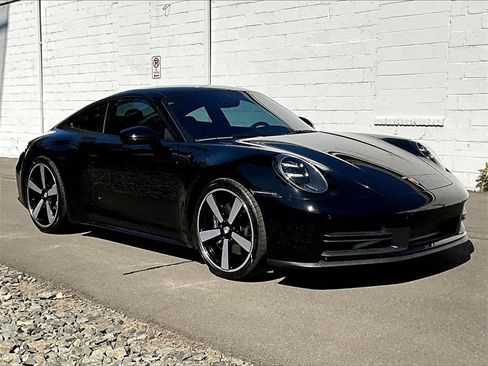 Certified 2025 Porsche 911 Carrera image 7